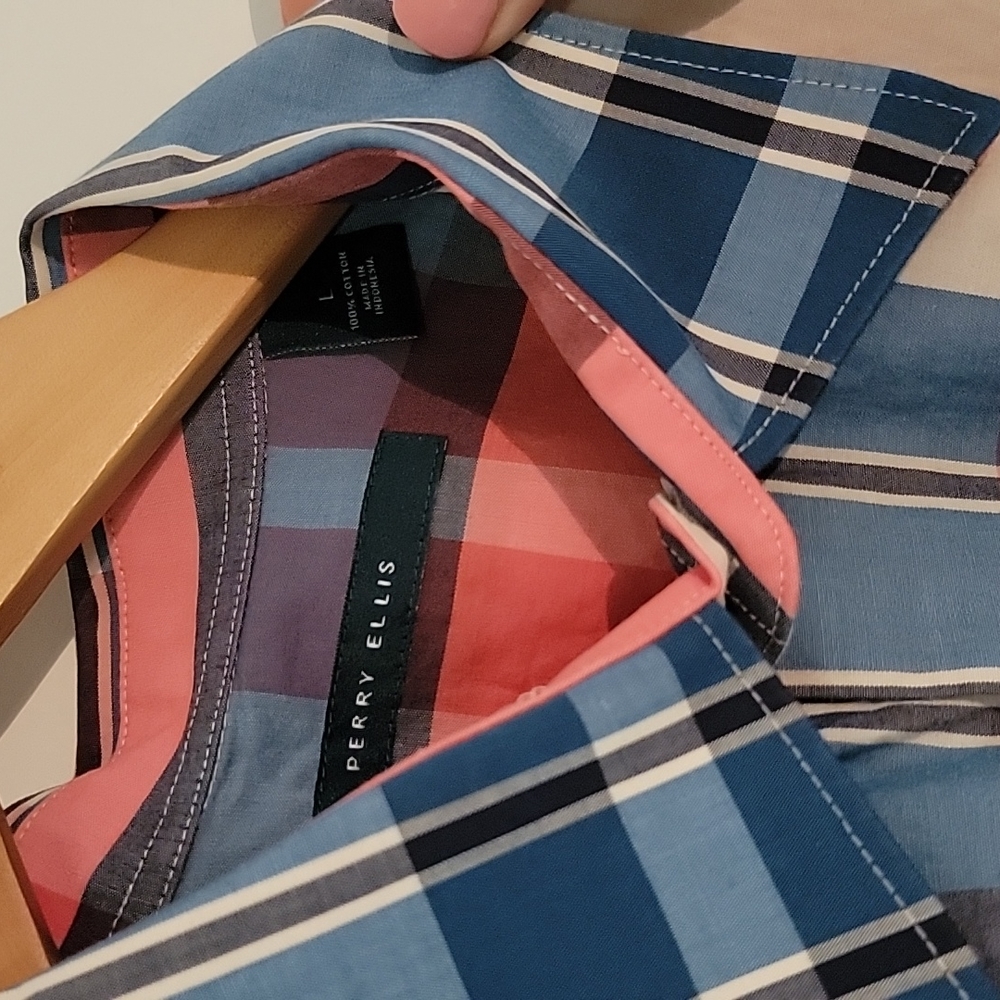PERRY ELLIS - Picture 2 of 4